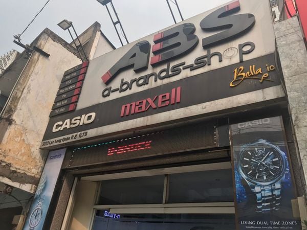 Tại Sao Nên Mua Hàng ở Casio Outlet?