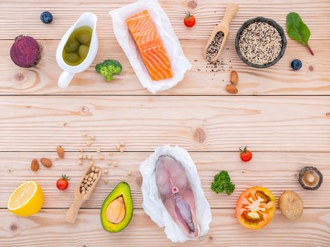 Gợi ý 10 món ăn dễ làm, ngon miệng và đầy đủ dưỡng chất trong thực đơn cho bé 1 tuổi