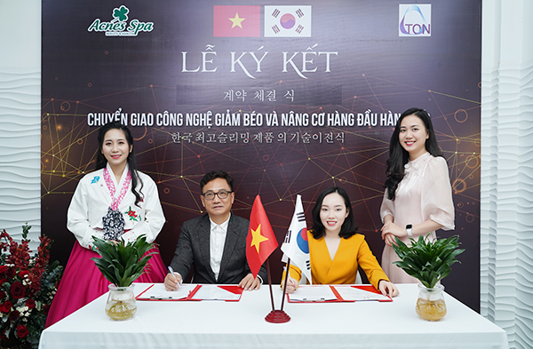 Lễ ký kết chuyển giao công nghệ Z-Ton Việt Nam và Acnes Spa 1