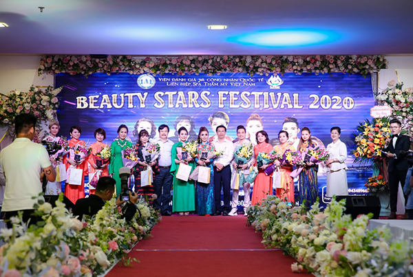 Beauty Stars Festival là sân chơi nhằm tôn vinh lực lượng lao động có tay nghề cao trong ngành làm đẹp.