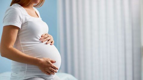 Tại sao bà bầu nhất định phải bổ sung vitamin tổng hợp trong thời gian thai kì và sinh con