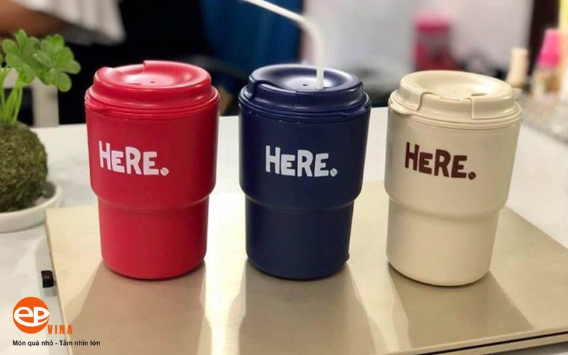 Quà tặng ly giữ nhiệt mini cực hấp dẫn với người nhận