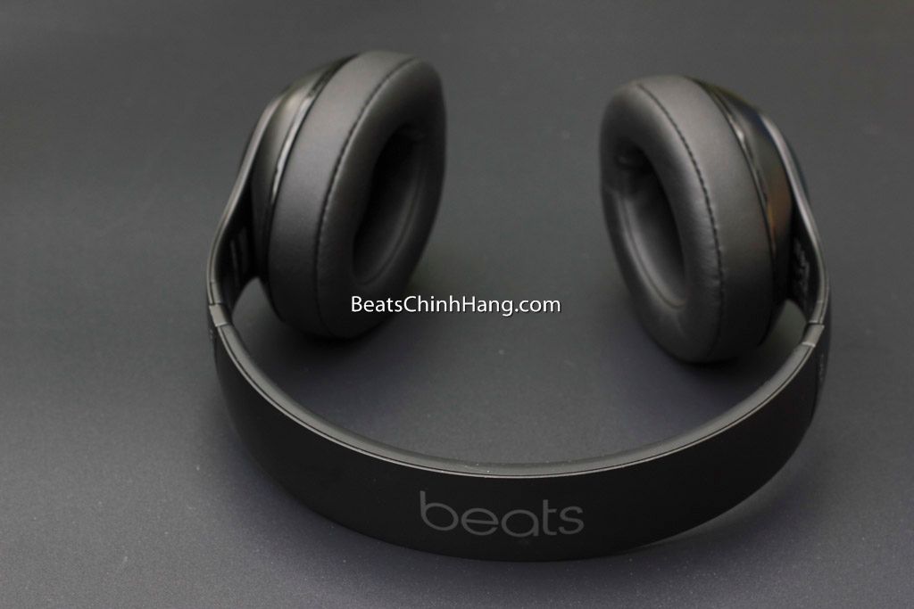 TAI PHONE BEATS STUDIO WIRELESS  MATTE BLACK CHÍNH HÃNG NO BOX