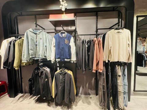 Top 8+ cửa hàng bán áo chống nắng nam chất lượng, giá tốt