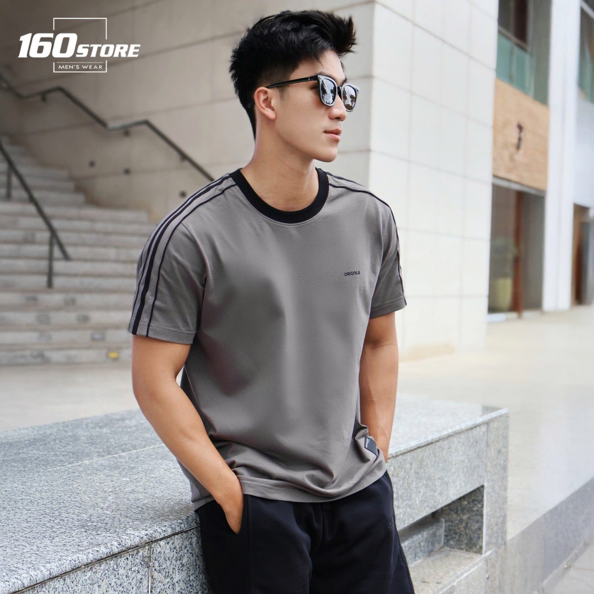 Áo thun cổ tròn thiết kế basic được ưa chuộng nhất