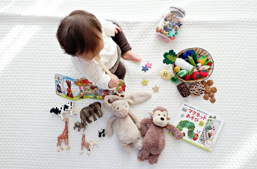 Hướng dẫn lựa chọn đồ chơi tốt nhất cho bé theo từng độ tuổi