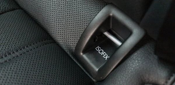 ISOFIX là gì được rất nhiều gia đình quan tâm tìm hiểu