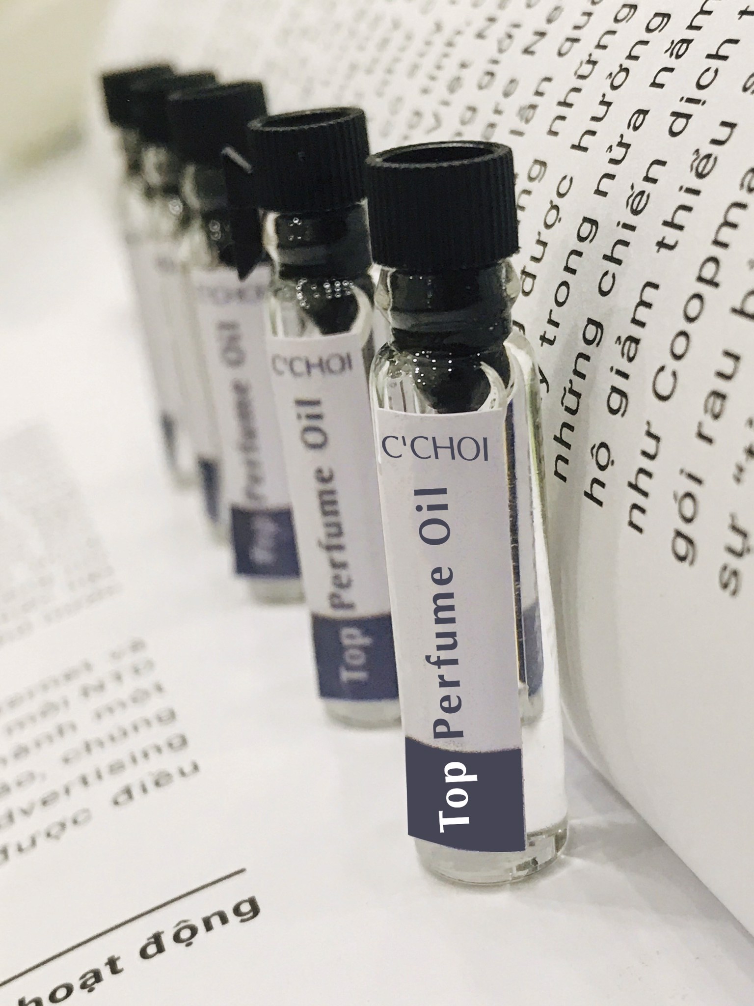 Nước hoa tinh dầu là gì? Sự khác biệt với nước hoa điều chế?