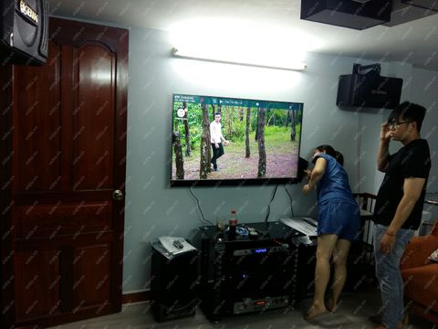 Vidia Lắp Dàn Karaoke Gia Đình Tiêu Chuẩn Cho Cô Dung - Quận 8