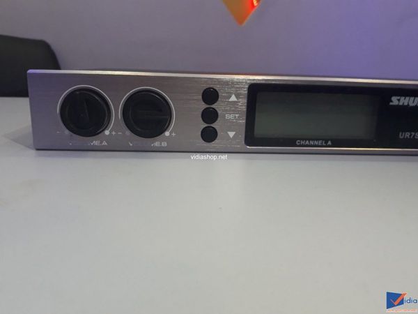 Micro karaoke Shure UR7S cũ - 4