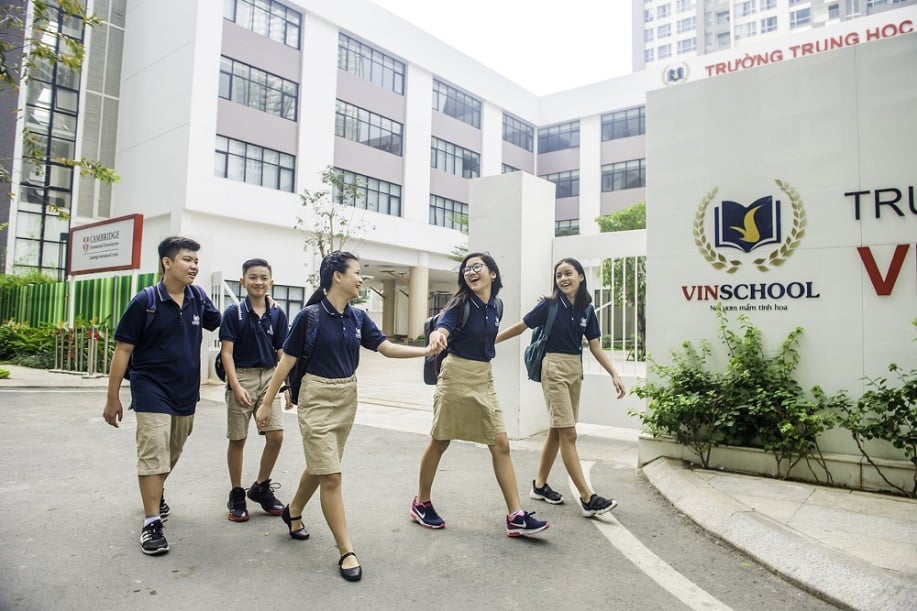 Đồng phục vinschool – đồng phục của sự hiện đại trong môi trường giáo dục