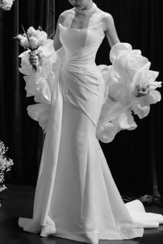 Ms.KHÁNH LINH_GLORY WEDDING  DRESS_
