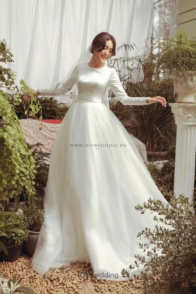 Top 10 mẫu váy cưới đẹp đơn giản rất được lòng các cô dâu hiện nay