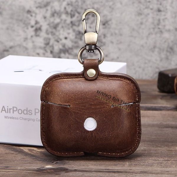 Nên dùng case Airpods bằng DA THẬT hay bằng SILICON