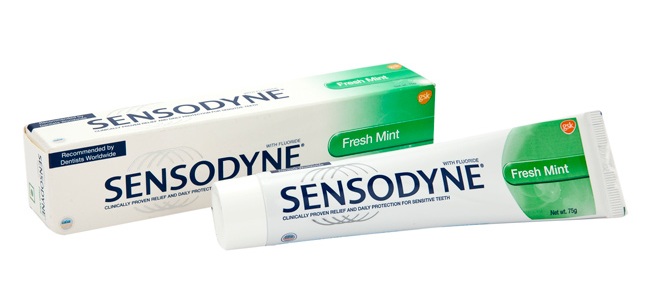 Kem Đánh Răng Sensodyne Fresh Mint 100g Bạc hà thơm mát - Giúp giảm ê buốt 24/7