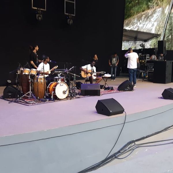 idea-am-thanh-san-khau-chuyen-nghiep