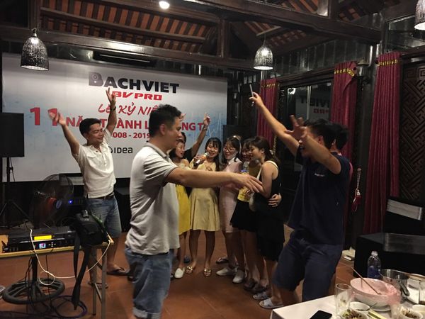 ky-niem-ngay-thanh-lap-dai-dien-thuong-hieu-IDEA-viet-nam