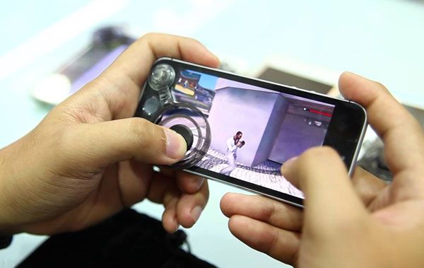 chammart-joystick-mobile-fliing-mini-7