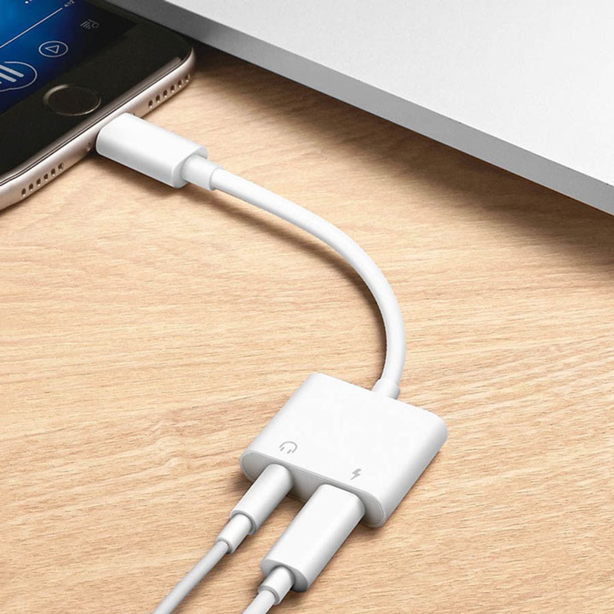 Cáp chuyển đổi Lightning
