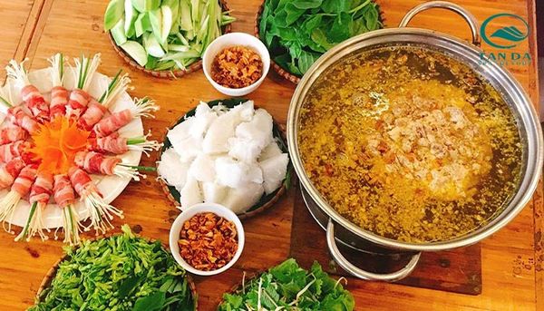 Nồi lẩu cua đồng thơm ngon hấp dẫn