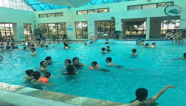 Tắm khoáng nóng ở khu du lịch Tản Đà Spa Resort