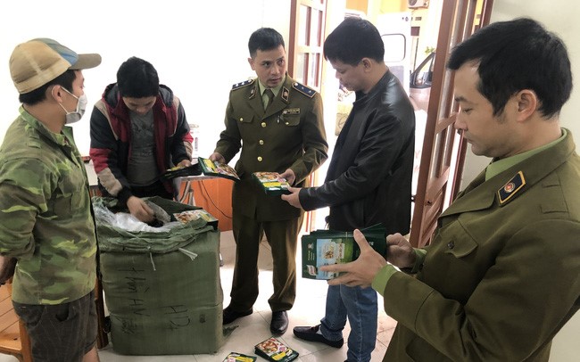 Thu giữ 14.000 bao bì giả mạo nhãn hiệu Knorr tại Lạng Sơn