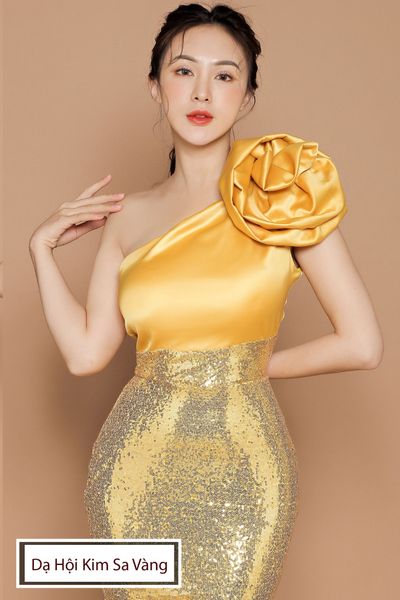 Mua Đầm Body Kim Sa Vàng Tay Phối Lưới Cao Cấp Morela Dress - L tại QUỲNH  ANH LUXURY FASHION | Tiki