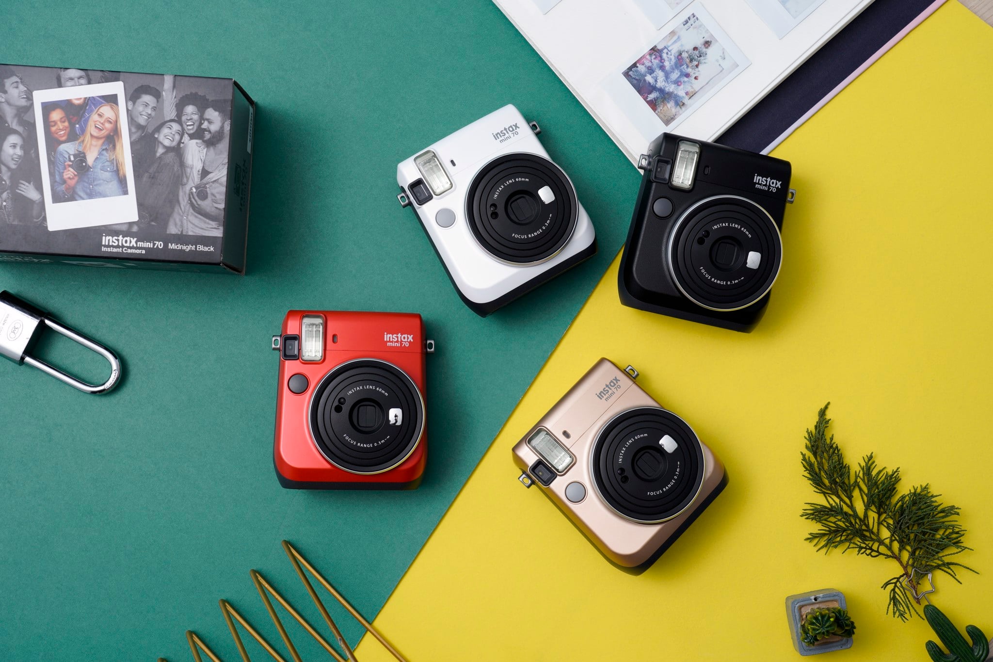Fujifilm instax MINI 70: Hoàng tử lai của nhà Fuji Instax.