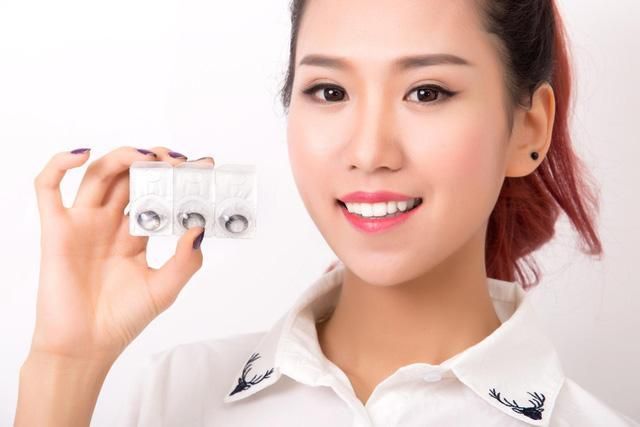 CÁCH CHỌN MUA KÍNH ÁP TRÒNG CẬN THỊ  LOẠI NÀO TỐT