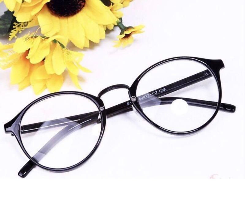 Gọng kính mắt mèo – kiểu kính mê hoặc nhất mọi thời đại gọng kính lensy