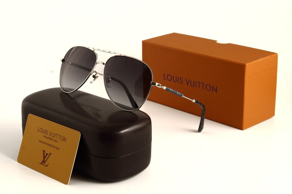 Kính mắt nam thời trang cao cấp Louis Vuitton Paris Z1916