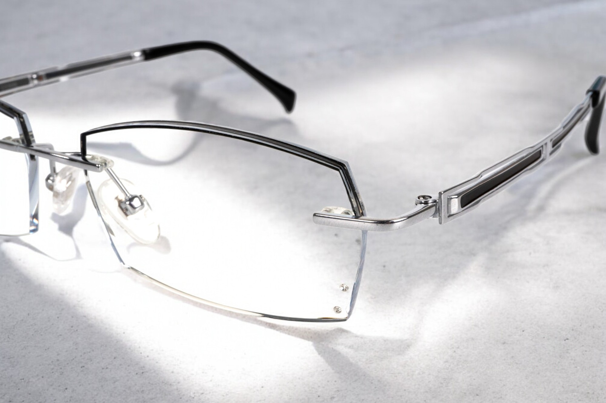 Zoson 96607 Kính Không Viền Titanium, Vát Cạnh Kim Cương