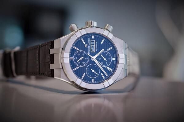 Đồng hồ hãng Maurice Lacroix