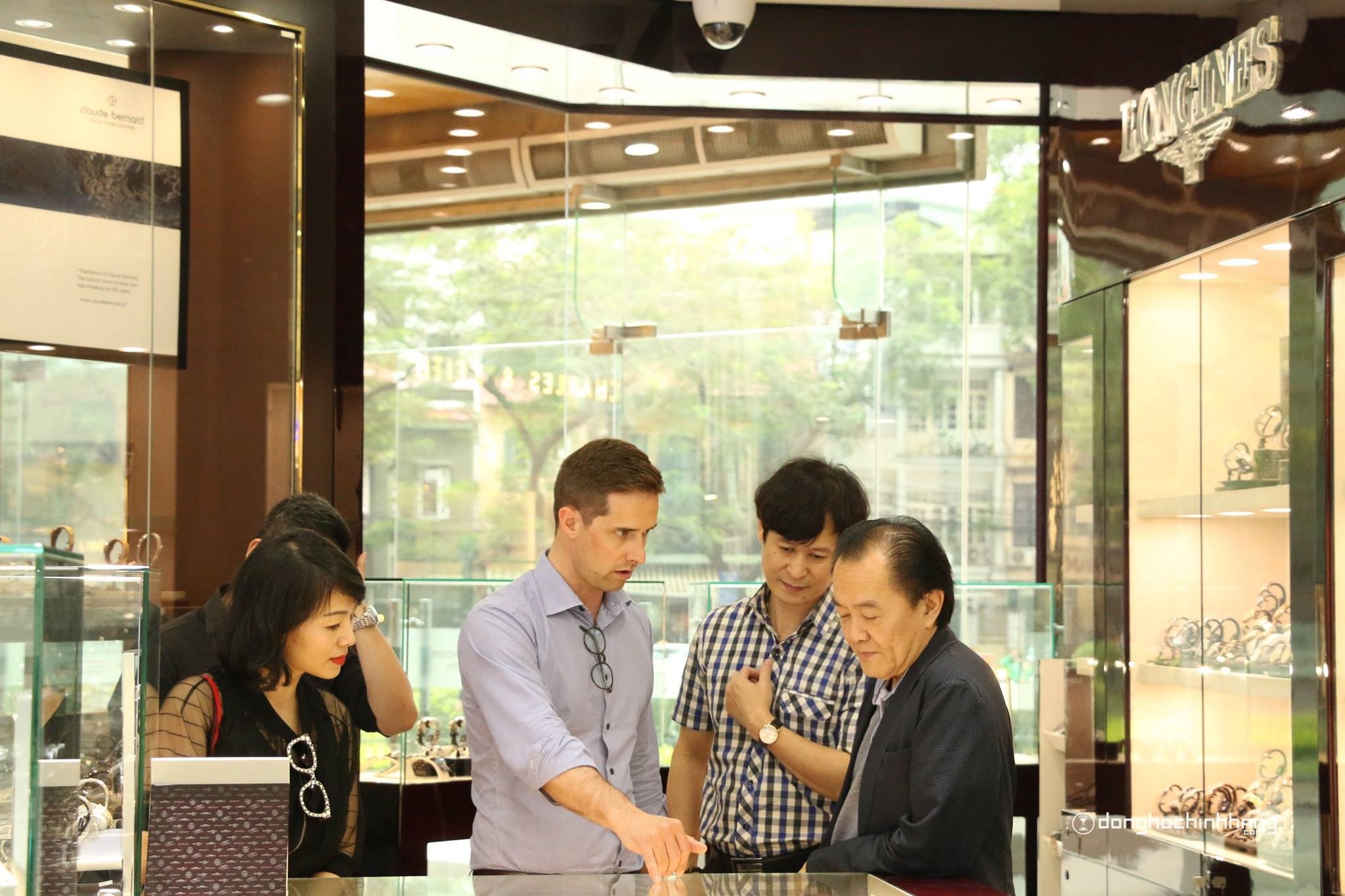 Đại diện thương hiệu Longines thăm và làm việc tại Donghochinhhang.com