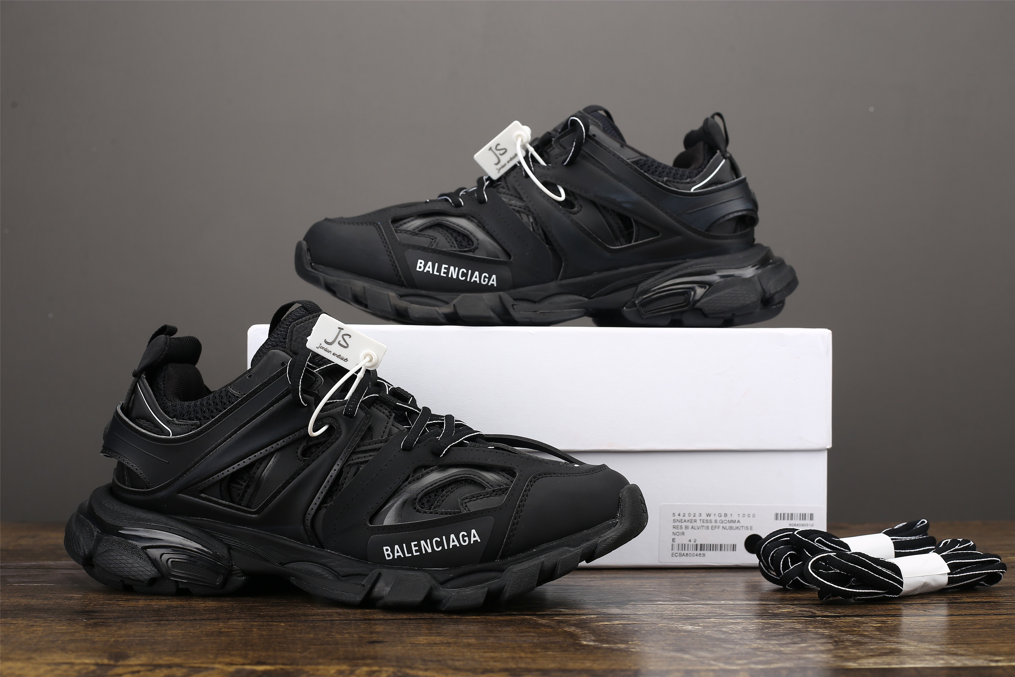 Giày Balenciaga Triple S Đế Air màu đen chuẩn Siêu Cấp giá rẻ tại HCM