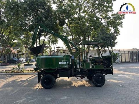 Máy trộn bê tông tự cấp liệu có đáng để đầu tư?