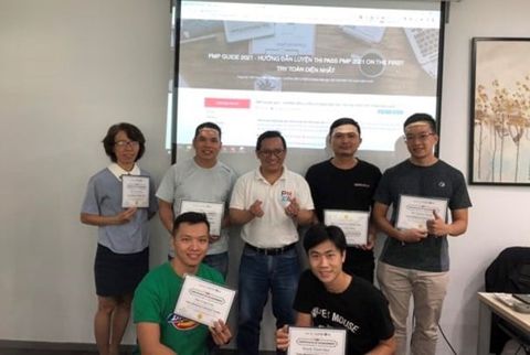 Kết thúc thành công khóa học PMPPRO17