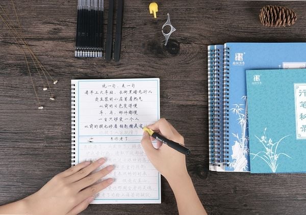 Bộ luyện thư pháp bút sắt, bút máy Nam Quốc Thư Hương