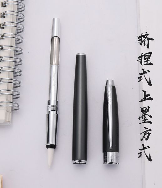 Bút bơm mực ngòi mềm hãng Hero 1080