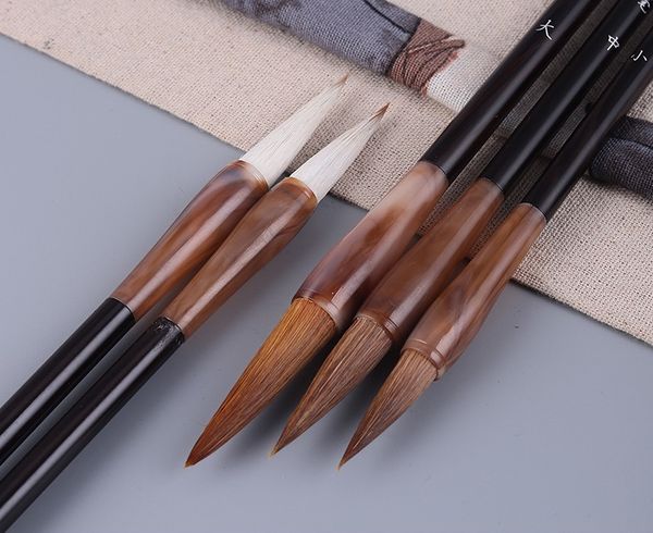 Một số vật dụng trong bộ văn phòng tứ bảo đại nhã quân tử