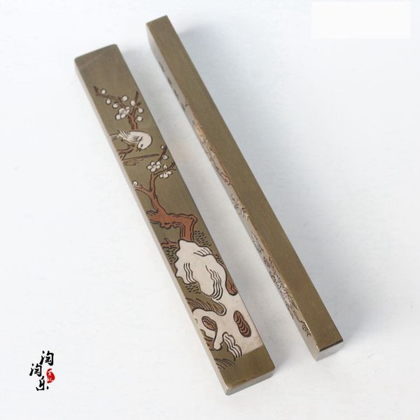 Mẫu chặn giấy đồng hỉ tước đăng mai