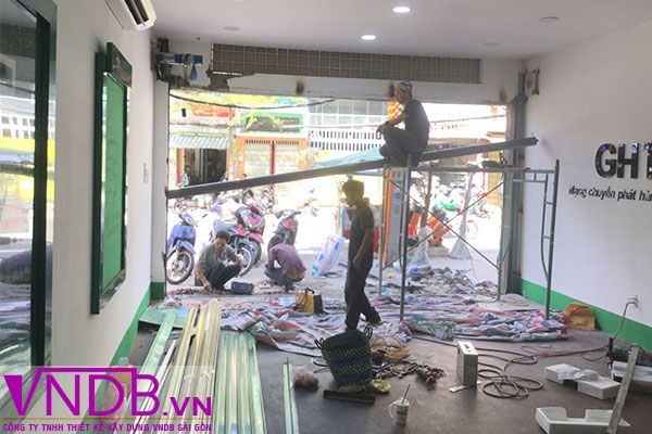 Thợ VNDB thi công sửa chữa showroom