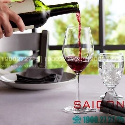 Hướng Dẫn Chọn Bộ Ly Uống Rượu Vang Phù Hợp Mọi Bữa Tiệc