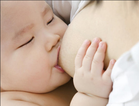 Nguyên nhân khiến trẻ sơ sinh biếng bú mẹ giúp mẹ xử lý đúng cách