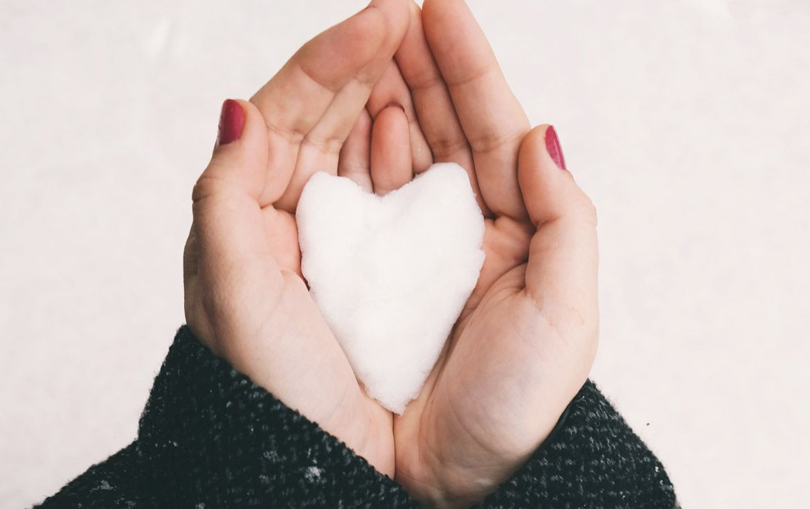 3 mẹo chăm sóc da tay mùa đông hiệu quả