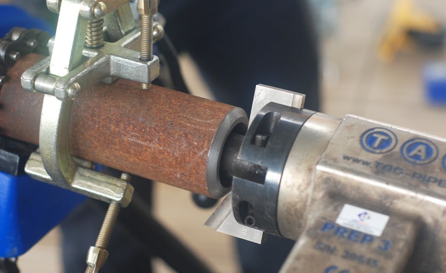 vát mép xử lý bề mặt ống cho hàn ống