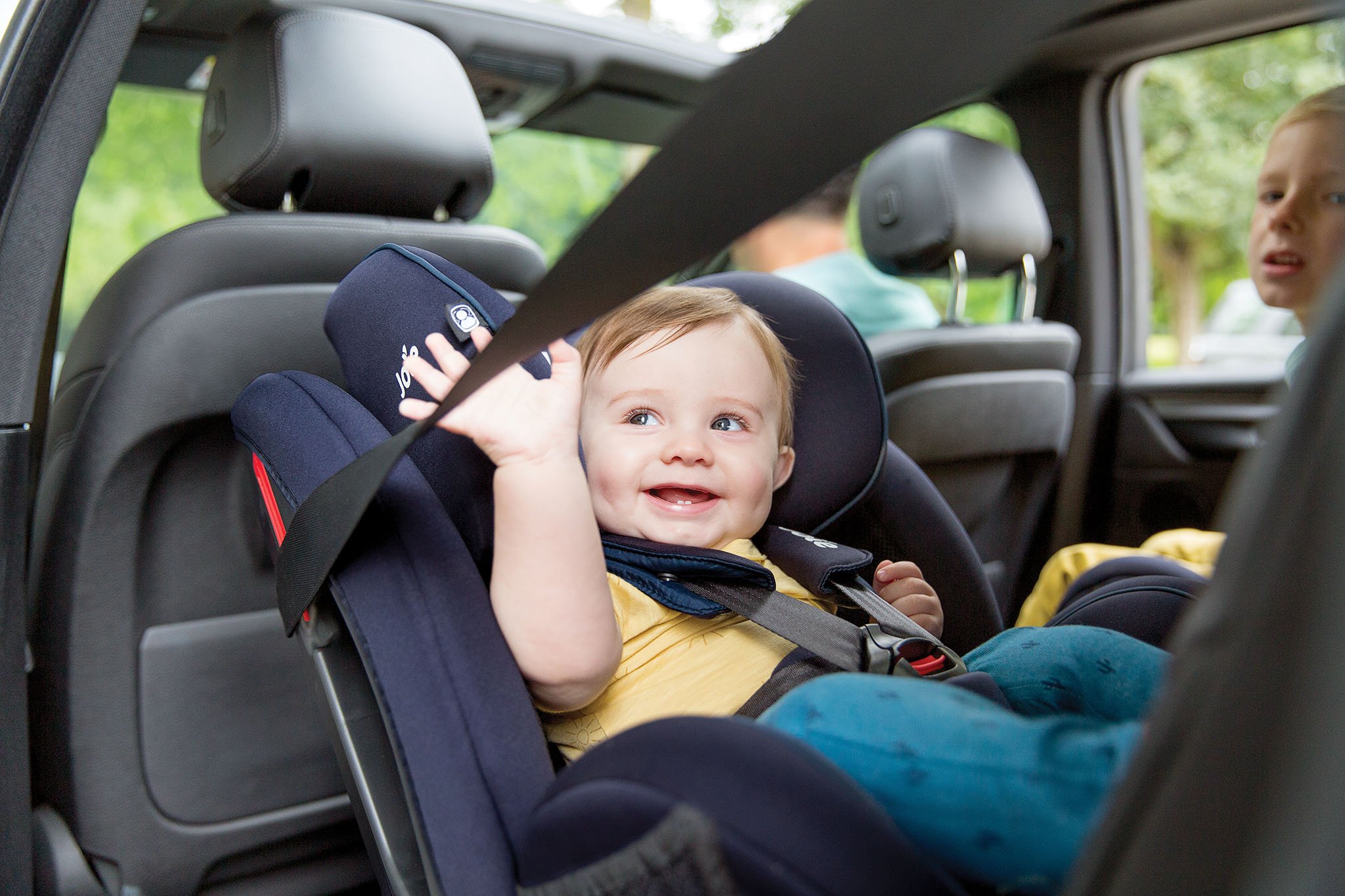 Quay ghế ô tô về sau giúp trẻ em an toàn hơn 75%?