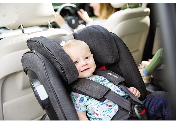 Cách lắp đặt ghế ngồi ô tô trẻ em an toàn và những điều ba mẹ cần biết