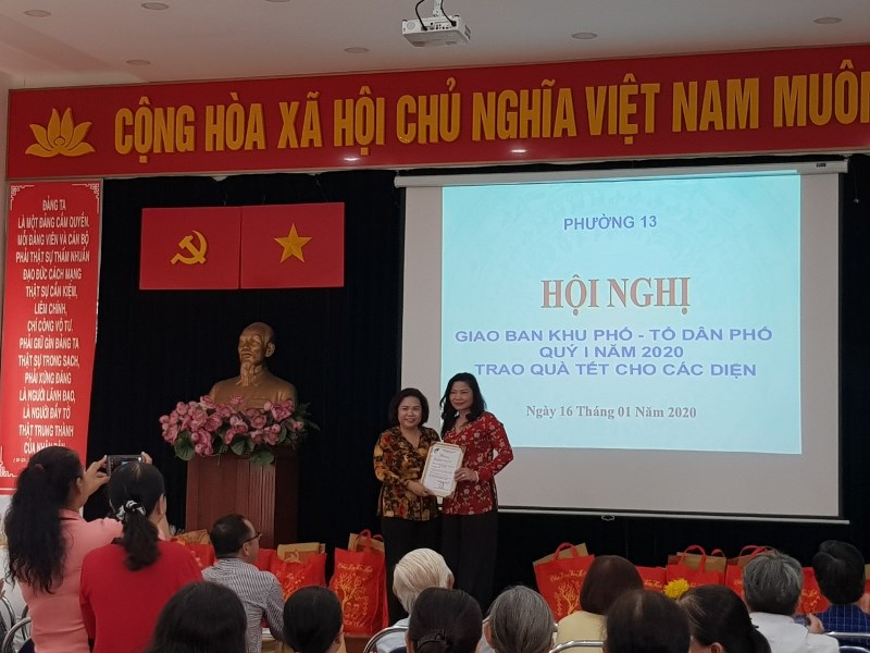 NỘI THẤT THANH DŨNG - TRAO QUÀ TẾT HOÀN CẢNH KHÓ KHĂN QUẬN BÌNH THẠNH