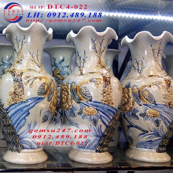 Lục bình gốm sứ Bát Tràng - nét tinh hoa trang trí của người Việt